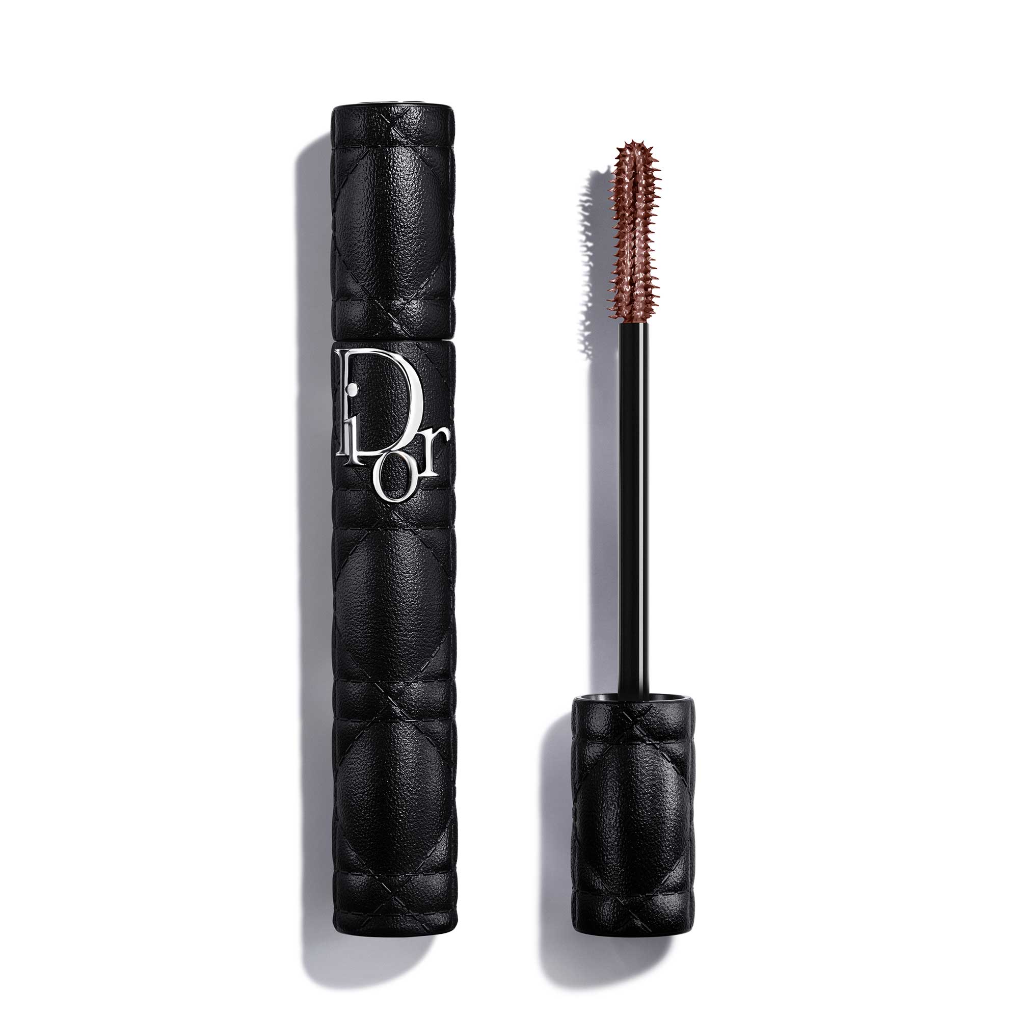 マスカラ ディオールショウ オーバーボリューム / 790 オーバーブラウン / 7.40ml / 本体