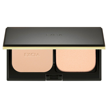 エクシア ラディグロウ パウダー ファンデーション