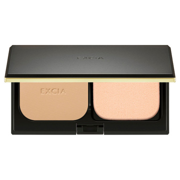 エクシア ラディグロウ パウダー ファンデーション