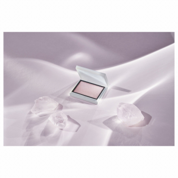 ジュエリーグロウハイライター 03