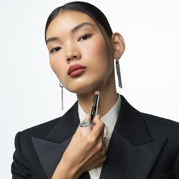 イレジスティブル ソリッド パフューム 03