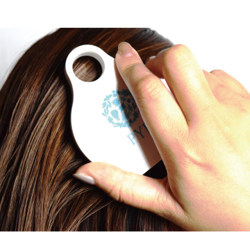 スキャルプブラシ 03