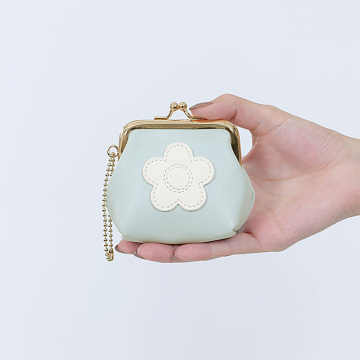 シンプルデイジーマーク2 ガマ口ポーチミニ 04