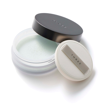 アドバンスドエシリアルスムースオペレーター ルースパウダー 03