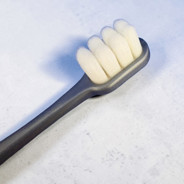 Ag+抗菌毛極細歯ブラシ 02