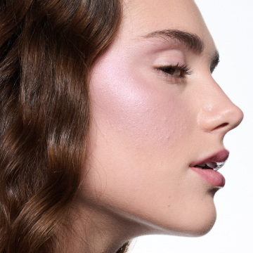 スキンフィニッシュ カラーストラック ブラッシュ 03