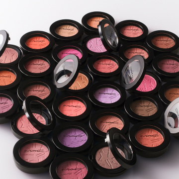 スキンフィニッシュ カラーストラック ブラッシュ 04