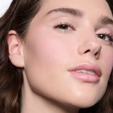 スキンフィニッシュ カラーストラック ブラッシュ 03