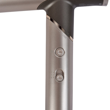 Hair Dryer Voyage 04