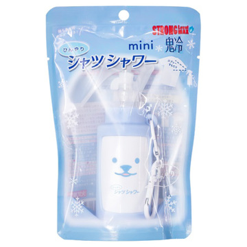 ひんやりシャツシャワー