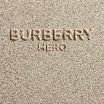 バーバリー ヒーロー オードトワレ 04