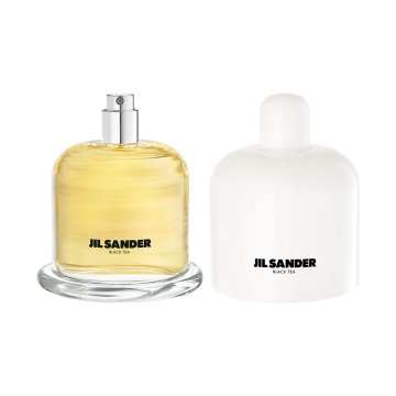 ブラック ティー オードパルファム