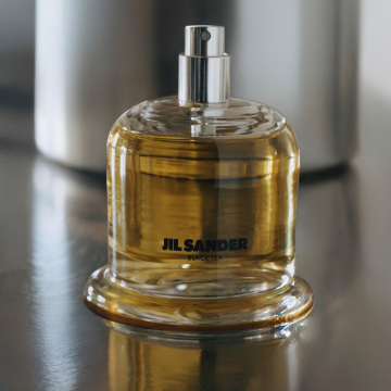 ブラック ティー オードパルファム 03