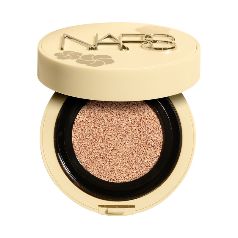 NARS ライトリフレクティングセラムクッションファンデーション　限定ケース付き 数量限定】ライトリフレクティングセラムクッションファンデーション