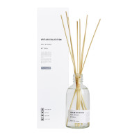 Reed Diffuser / 本体 / 280mL / 自然に香りが広がり、心地よい空間を長く過ごせます。 / Fresh green