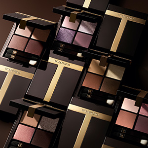 アイ カラー クォード 名品アイシャドウを再構築