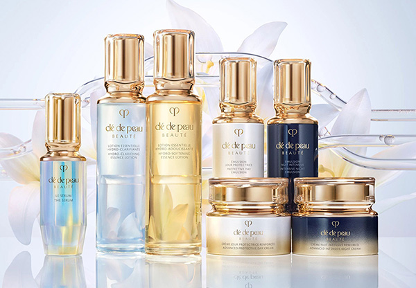 クレ・ド・ポー ボーテ   コスメデコルテセット クレ・ド・ポー ボーテ / Cle de Peau Beauteの通販 - アット